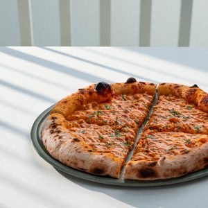 Pizza Pollo Piccante con Salsa Rosa